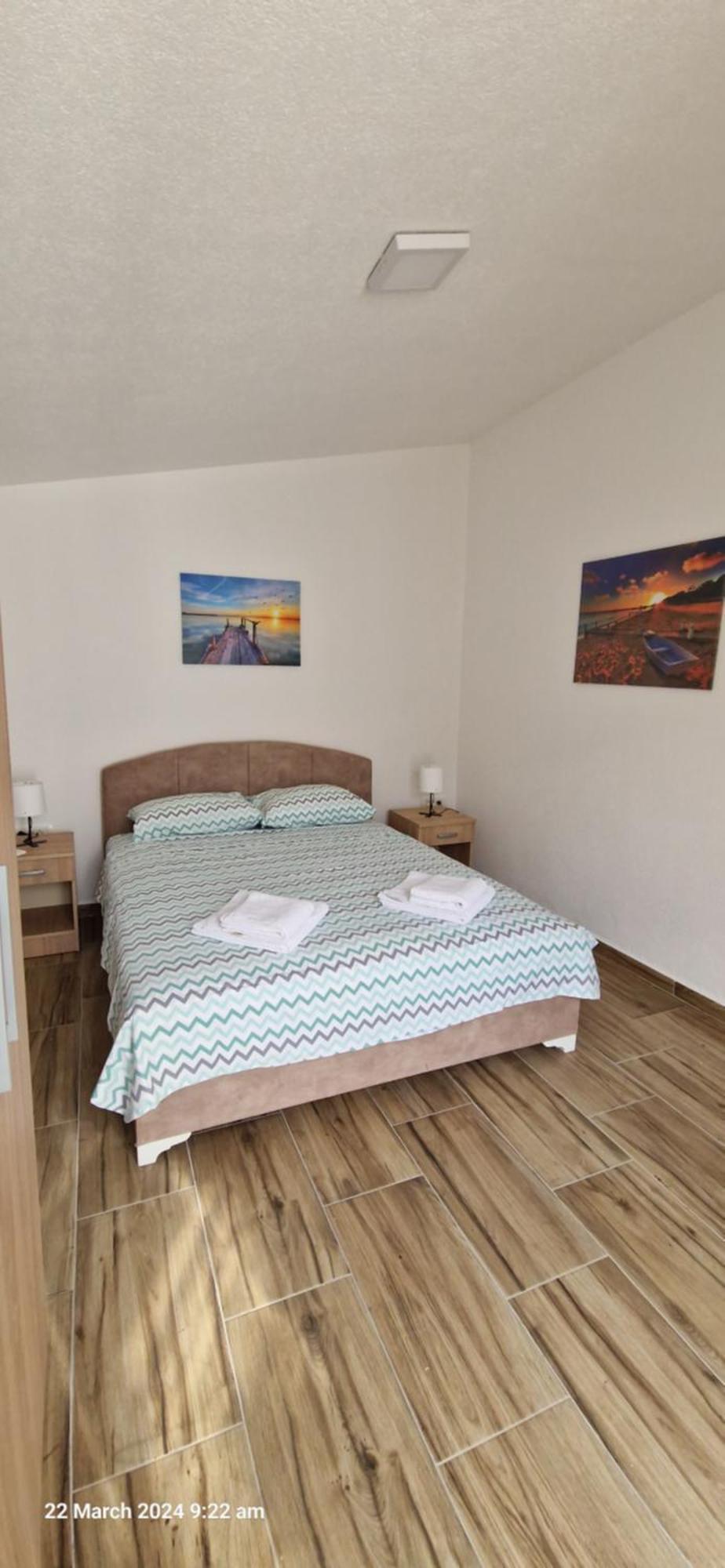 Seaside Apartments And Rooms Kotor Bagian luar foto